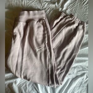 Nike sportswear phoenix fleece- color mauve/sail, size M women’s
